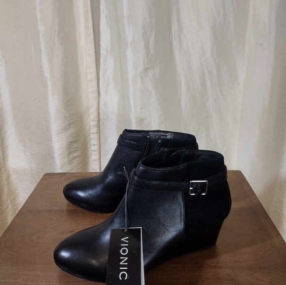 Vionic Black Leather Side Buckle Wedge Booties - Picture 2 of 6
